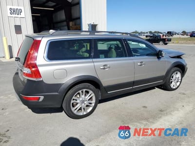 Trzecie zdjęcie samochodu z tyłu: 2016 VOLVO XC70 T5 PREMIER VIN:YV440MBK8G1269226 - miniatura