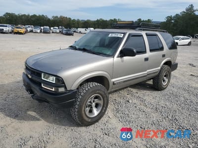 2004 CHEVROLET BLAZER 1GNDT13X44K159774 - główne zdjęcie licytacji z USA - miniatura
