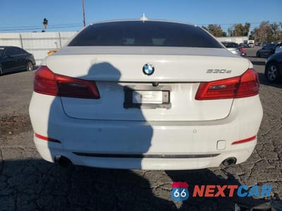 Zdjęcie 6 z 12 samochodu: 2019 BMW 530E VIN:WBAJA9C55KB388568 - miniatura