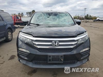 Piąte zdjęcie samochodu w środku: 2017 HONDA PILOT EX VIN:5FNYF6H35HB015089 - miniatura