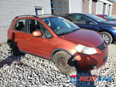 Czwarte zdjęcie samochodu z boku: 2011 SUZUKI SX4 VIN:JS2YB5A36B6302952 - miniatura