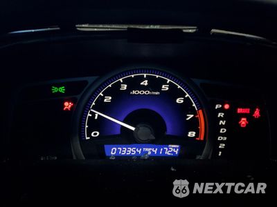Zdjęcie 9 z 12 samochodu: 2008 HONDA CIVIC LX VIN:2HGFA16578H350556 - miniatura