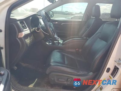 Zdjęcie 7 z 12 samochodu: 2016 TOYOTA HIGHLANDER LIMITED VIN:5TDYKRFH4GS152420 - miniatura