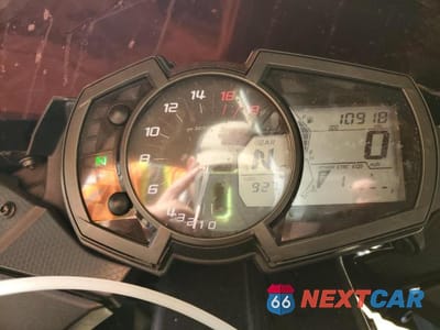 Zdjęcie 7 z 9 samochodu: 2023 KAWASAKI ZX636 K VIN:JKBZXJH16PA015408 - miniatura