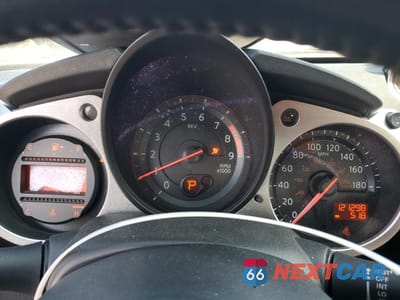 Zdjęcie 9 z 14 samochodu: 2016 NISSAN 370Z BASE VIN:JN1AZ4EH9GM937080 - miniatura