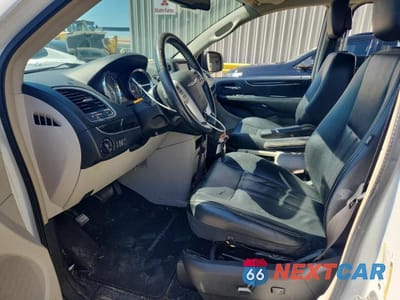 Zdjęcie 7 z 13 samochodu: 2014 CHRYSLER TOWN & COUNTRY TOURING VIN:2C4RC1BG2ER255924 - miniatura