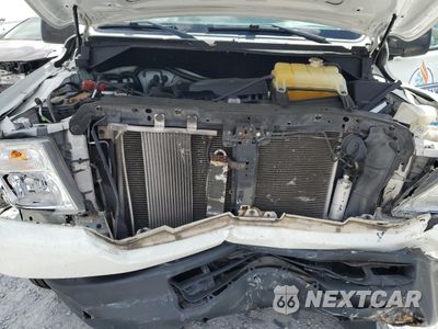 Zdjęcie 11 z 12 samochodu: 2018 NISSAN NV 1500 S VIN:1N6BF0KM6JN809849 - miniatura