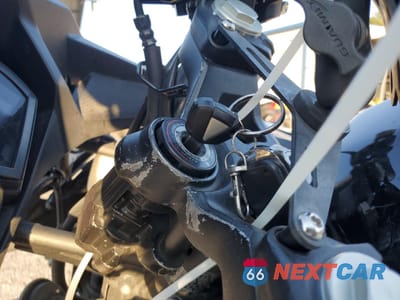 Zdjęcie 8 z 11 samochodu: 2019 KAWASAKI EX400 VIN:JKAEXKH19KDA40595 - miniatura