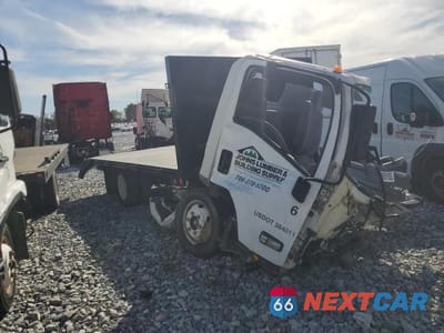 Czwarte zdjęcie samochodu z boku: 2019 ISUZU NPR HD FLATBED TRUCK VIN:54DC4W1B4KS803742 - miniatura