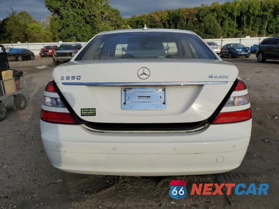 Zdjęcie 6 z 13 samochodu: 2008 MERCEDES-BENZ S 550 4MATIC VIN:WDBKK65F21F224516 - miniatura