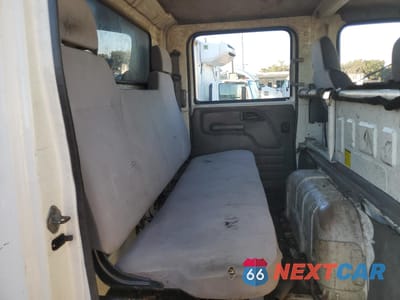 Zdjęcie 11 z 13 samochodu: 2016 ISUZU NPR HD VIN:54DC4J1BXGS809121 - miniatura