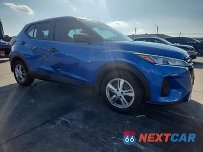 Czwarte zdjęcie samochodu z boku: 2023 NISSAN KICKS S VIN:3N1CP5BV8PL564378 - miniatura
