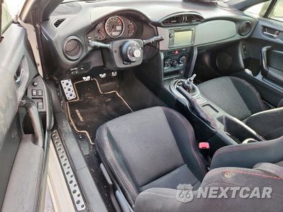 Zdjęcie 8 z 13 samochodu: 2015 SUBARU BRZ 2.0 PREMIUM VIN:JF1ZCAB14F9603103 - miniatura