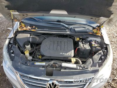 Zdjęcie 12 z 15 samochodu: 2011 VOLKSWAGEN ROUTAN SE VIN:2V4RW3DG0BR670838 - miniatura