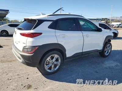 Trzecie zdjęcie samochodu z tyłu: 2023 HYUNDAI KONA SEL VIN:KM8K6CAB9PU000957 - miniatura