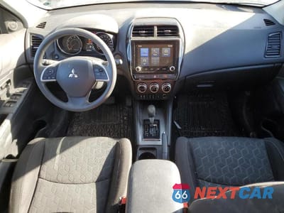 Zdjęcie 8 z 12 samochodu: 2022 MITSUBISHI RVR ES VIN:JA4AJUAU4NU604784 - miniatura