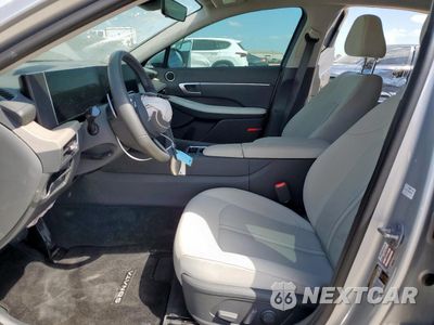 Zdjęcie 7 z 14 samochodu: 2025 HYUNDAI SONATA HYBRID VIN:KMHL34JJ6SA124222 - miniatura