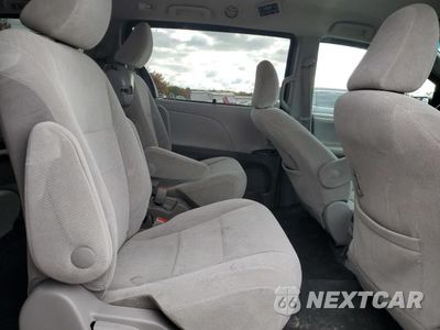 Zdjęcie 11 z 12 samochodu: 2017 TOYOTA SIENNA LE VIN:5TDKZ3DC7HS850933 - miniatura