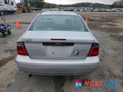 Zdjęcie 6 z 12 samochodu: 2005 FORD FOCUS ZX4 VIN:1FAFP34N25W202670 - miniatura