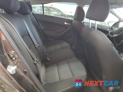 Zdjęcie 10 z 12 samochodu: 2017 KIA FORTE LX VIN:3KPFK4A77HE122283 - miniatura