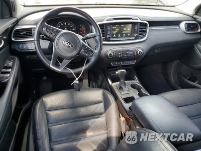 Zdjęcie 8 z 16 samochodu: 2017 KIA SORENTO EX VIN:5XYPH4A54HG200216 - miniatura