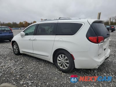 Drugie zdjęcie samochodu z przodu: 2019 CHRYSLER PACIFICA TOURING L VIN:2C4RC1BG5KR561639 - miniatura