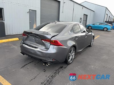 Czwarte zdjęcie samochodu z boku: 2017 LEXUS IS 300 VIN:JTHCM1D2XH5014973 - miniatura