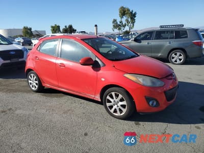 Czwarte zdjęcie samochodu z boku: 2013 MAZDA MAZDA2 VIN:JM1DE1LY7D0158559 - miniatura