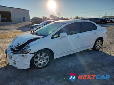 2010 HONDA CIVIC LX 19XFA1F5XAE058626 - główne zdjęcie licytacji z USA - miniatura