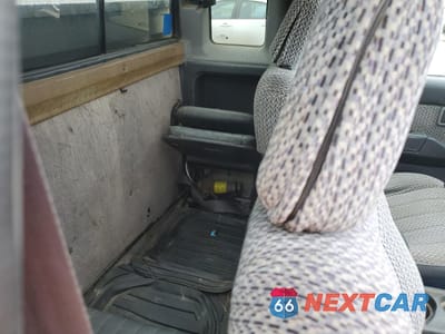 Zdjęcie 10 z 12 samochodu: 1997 NISSAN TRUCK KING CAB SE VIN:1N6SD16Y3VC371267 - miniatura
