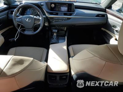 Zdjęcie 8 z 13 samochodu: 2019 LEXUS ES 350 VIN:58ABZ1B16KU004404 - miniatura