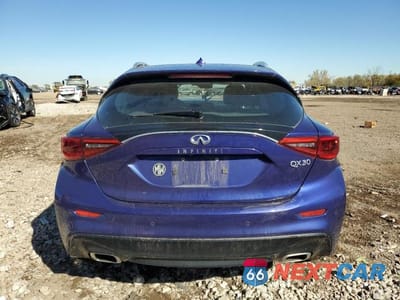 Zdjęcie 6 z 12 samochodu: 2017 INFINITI QX30 BASE VIN:SJKCH5CP2HA029160 - miniatura