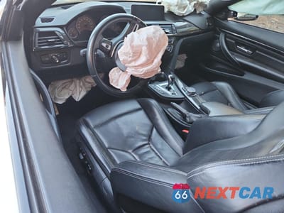 Zdjęcie 8 z 14 samochodu: 2015 BMW M4 VIN:WBS3R9C54FK332866 - miniatura