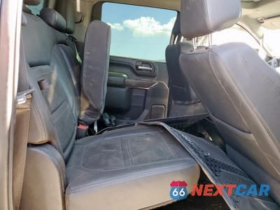 Zdjęcie 10 z 12 samochodu: 2021 GMC SIERRA K2500 DENALI VIN:1GT49REYXMF264288 - miniatura