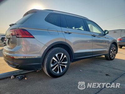 Trzecie zdjęcie samochodu z tyłu: 2024 VOLKSWAGEN TIGUAN S VIN:3VVRB7AX3RM047296 - miniatura