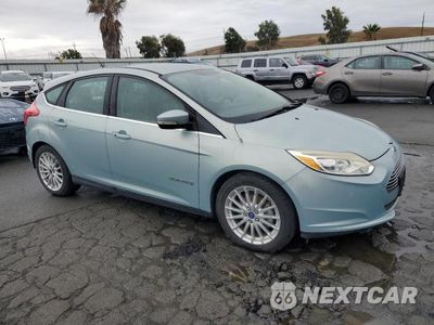Czwarte zdjęcie samochodu z boku: 2013 FORD FOCUS BEV VIN:1FADP3R46DL313973 - miniatura