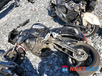 Trzecie zdjęcie samochodu z tyłu: 2013 SUZUKI GSX1300 RA VIN:JS1GX72BXD2100306 - miniatura