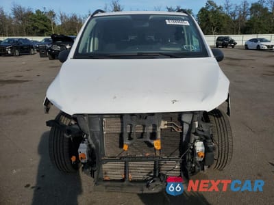 Piąte zdjęcie samochodu w środku: 2016 MERCEDES-BENZ METRIS VIN:WD4PG2EE6G3154088 - miniatura