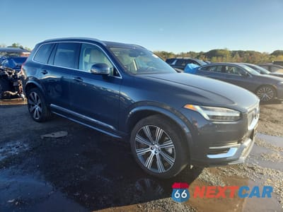 Czwarte zdjęcie samochodu z boku: 2024 VOLVO XC90 PLUS VIN:YV4H60CE1R1233222 - miniatura