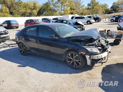 Czwarte zdjęcie samochodu z boku: 2018 HONDA CIVIC SPORT VIN:SHHFK7G45JU228020 - miniatura