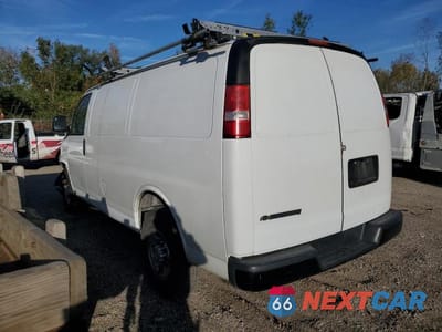 Drugie zdjęcie samochodu z przodu: 2017 CHEVROLET EXPRESS G2500 VIN:1GCWGAFF3H1315937 - miniatura