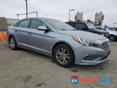Czwarte zdjęcie samochodu z boku: 2015 HYUNDAI SONATA SE VIN:5NPE24AF6FH133254 - miniatura