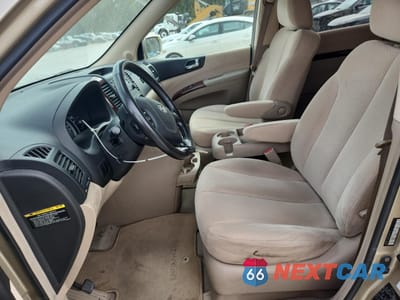 Zdjęcie 7 z 13 samochodu: 2007 HYUNDAI ENTOURAGE GLS VIN:KNDMC233176031775 - miniatura
