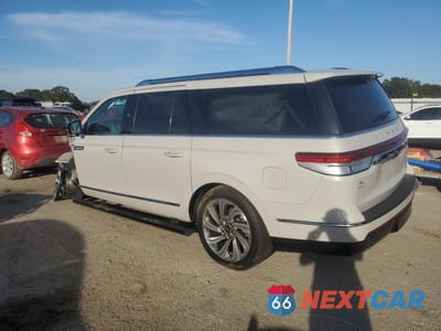Drugie zdjęcie samochodu z przodu: 2023 LINCOLN NAVIGATOR L RESERVE VIN:5LMJJ3LG3PEL01234 - miniatura