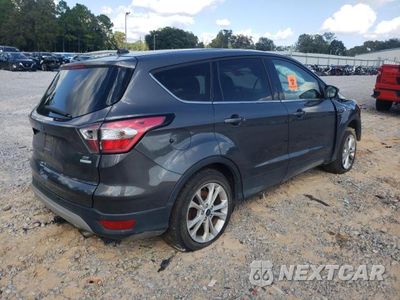 Trzecie zdjęcie samochodu z tyłu: 2017 FORD ESCAPE SE VIN:1FMCU0GD8HUB45653 - miniatura