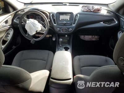 Zdjęcie 8 z 14 samochodu: 2017 CHEVROLET MALIBU LS VIN:1G1ZB5ST5HF214733 - miniatura