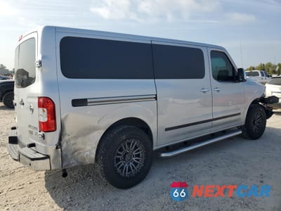 Trzecie zdjęcie samochodu z tyłu: 2013 NISSAN NV 3500 S VIN:5BZAF0AA8DN203043 - miniatura