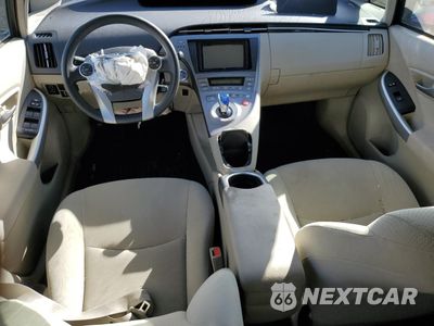 Zdjęcie 8 z 13 samochodu: 2015 TOYOTA PRIUS VIN:JTDKN3DU4F0402072 - miniatura