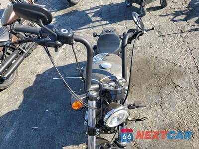 Piąte zdjęcie samochodu w środku: 2019 HARLEY-DAVIDSON XL1200 X VIN:1HD1LC318KC401863 - miniatura