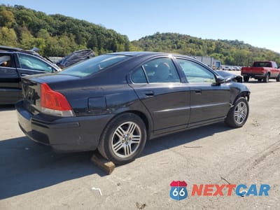 Trzecie zdjęcie samochodu z tyłu: 2006 VOLVO S60 2.5T VIN:YV1RS592162520945 - miniatura